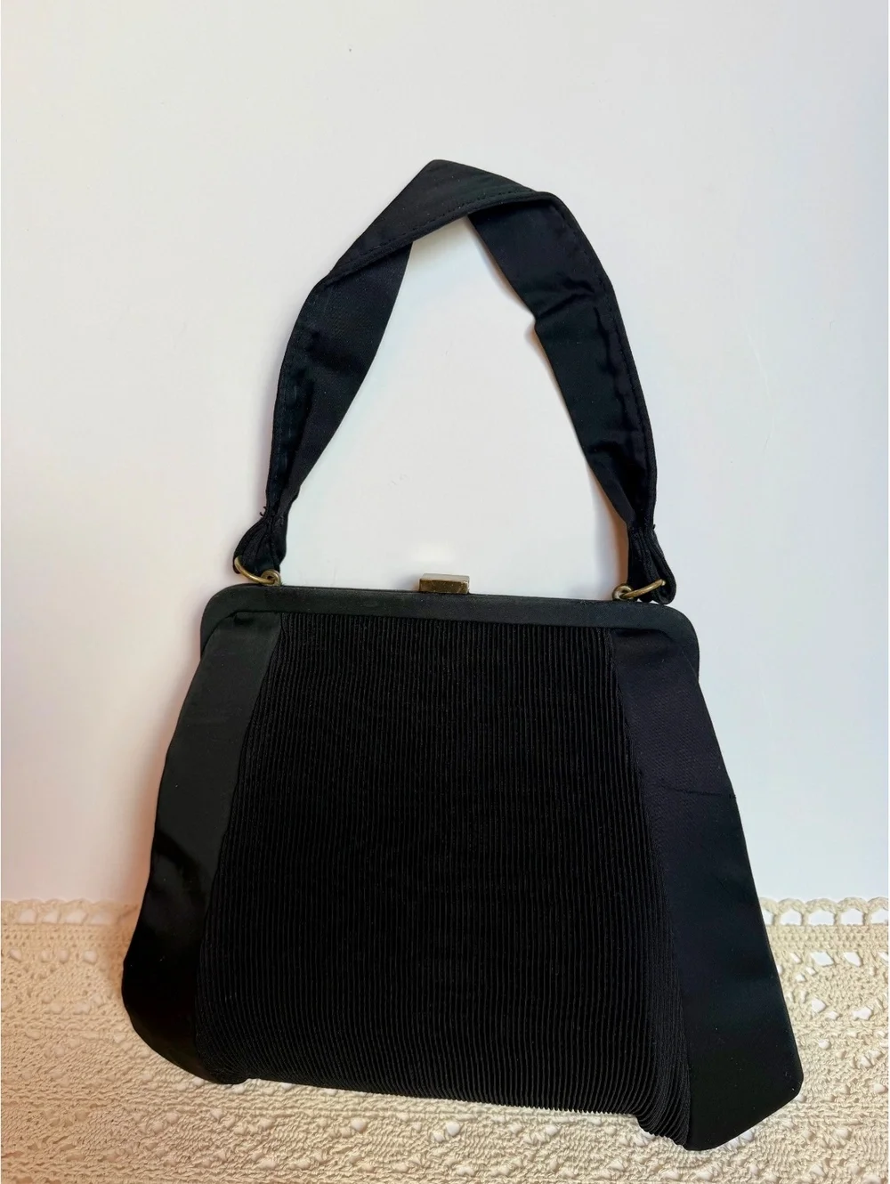 Vintage Garay Black Pleated Evening Handbag Rhinestone Pearl Clasp Purse